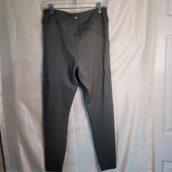Versatile Avia Green Cargo Pants for Women size medium - Picture 6 of 9